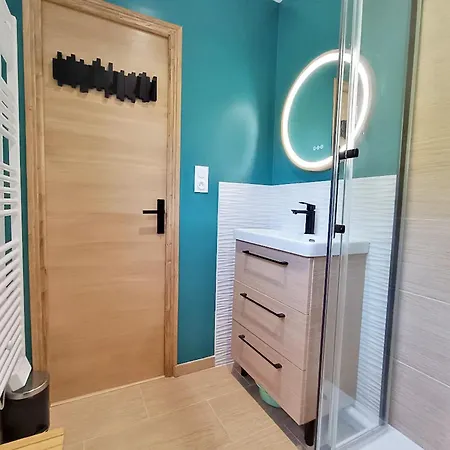 L'isard, T3, Wifi, Terrasse, 6 Personnes * Bagnères-de-Luchon