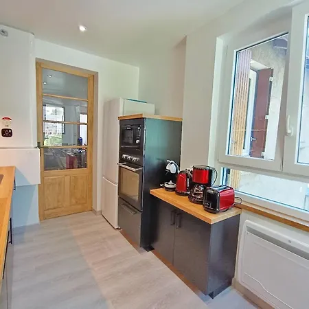 L'isard, T3, Wifi, Terrasse, 6 Personnes Διαμέρισμα Bagnères-de-Luchon